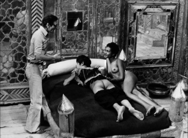 BLOG_Pier Paolo Pasolini on the set of Arabian Nights (1974)